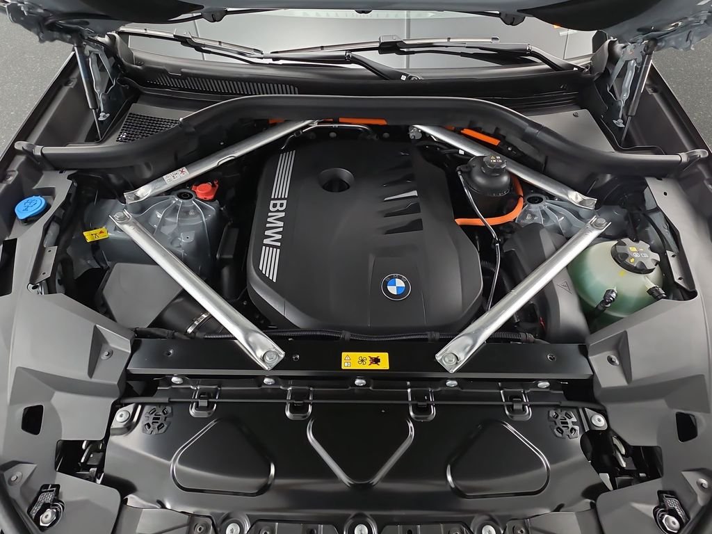 New 2026 Brooklyn Grey Metallic BMW xDrive50e image 30