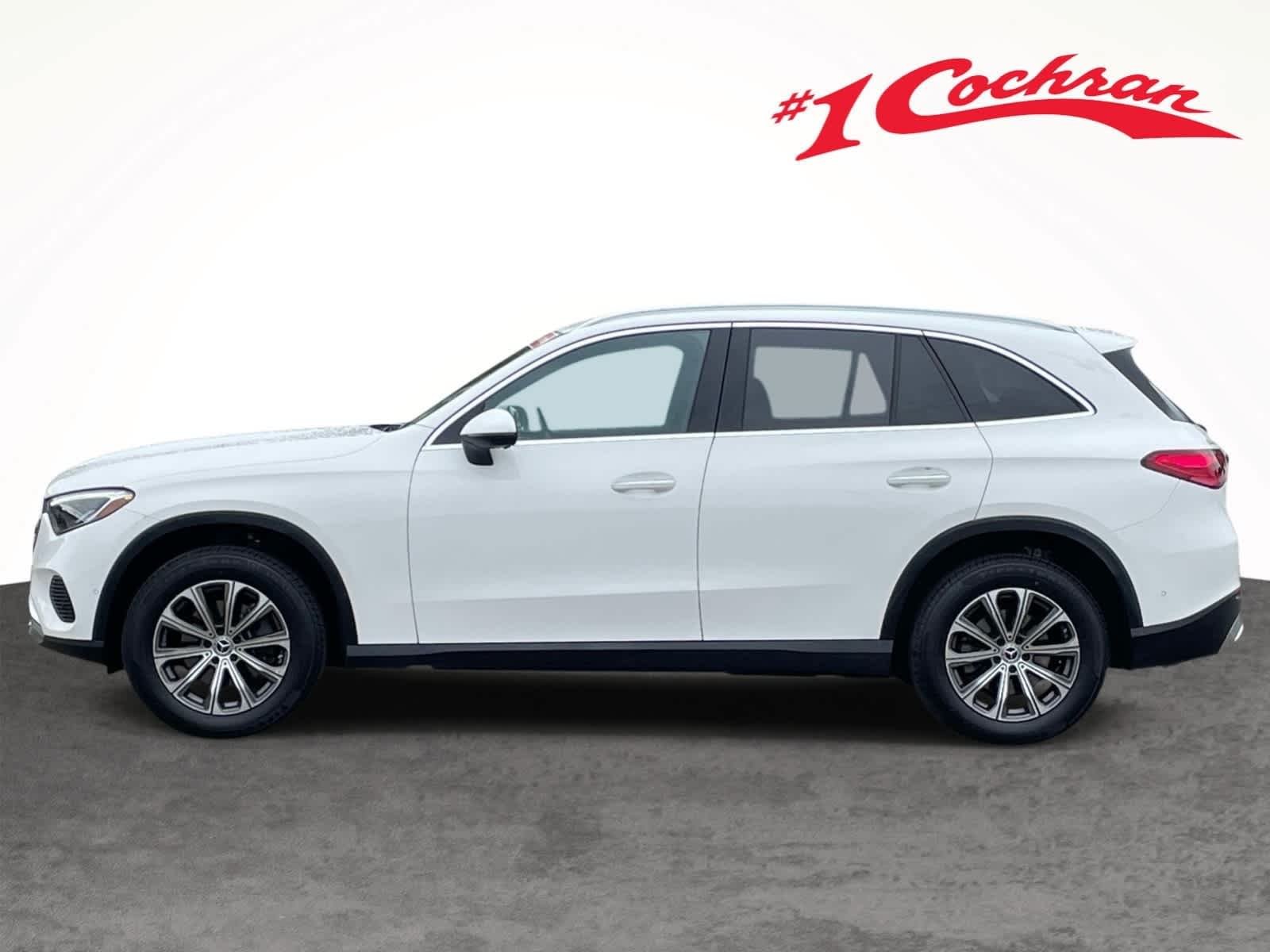 Used 2024 Whi/white Mercedes-Benz GLC 300 image 10