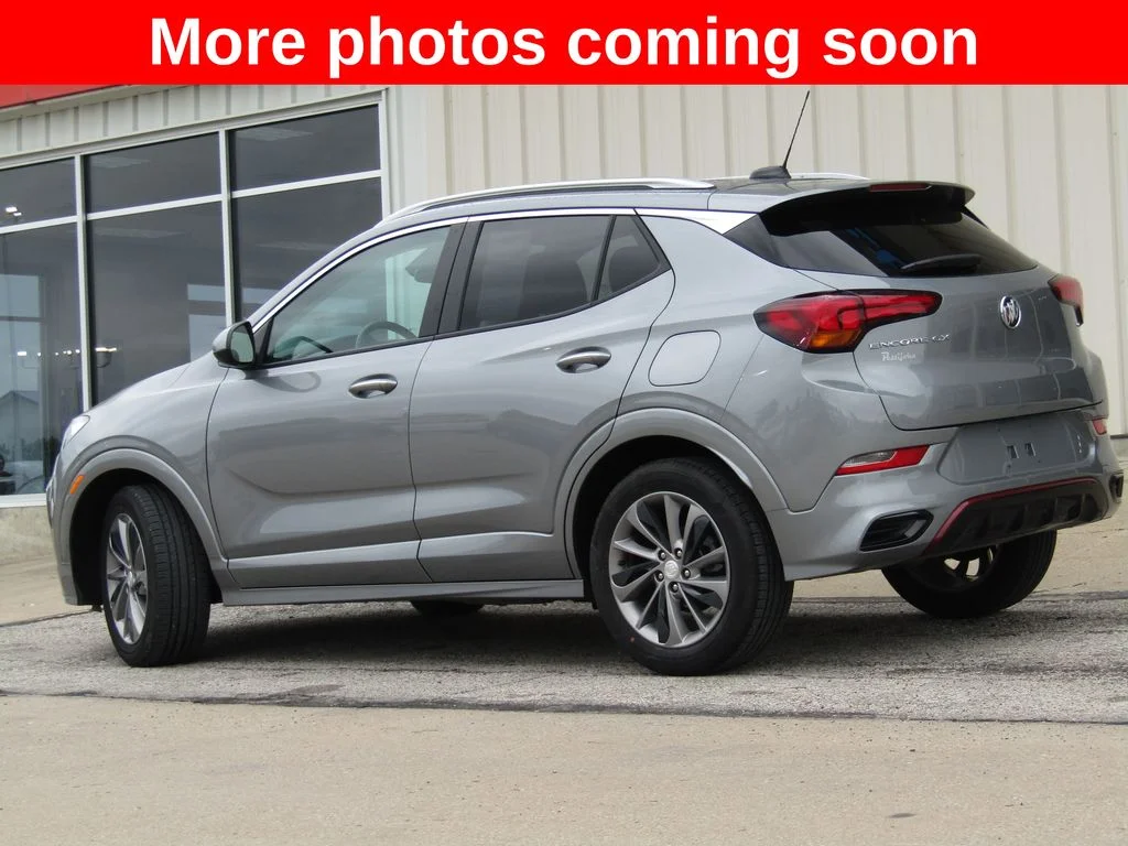 Used 2023 Moonstone Gray Metallic Buick Select image 10