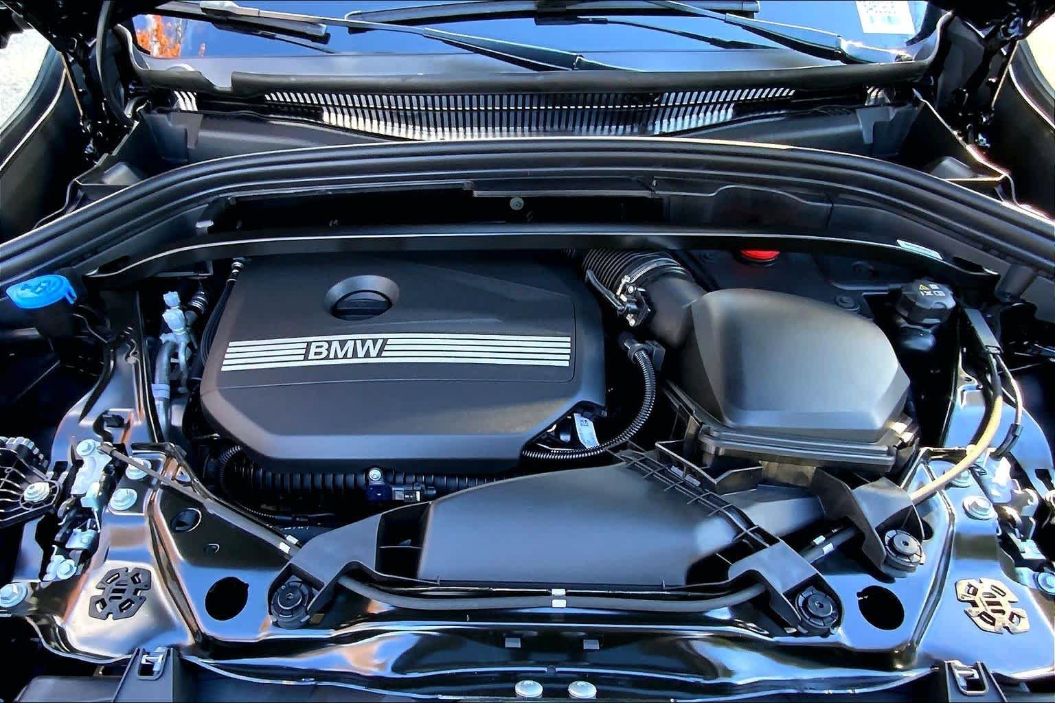 Used 2026 Jet Black BMW xDrive28i image 16