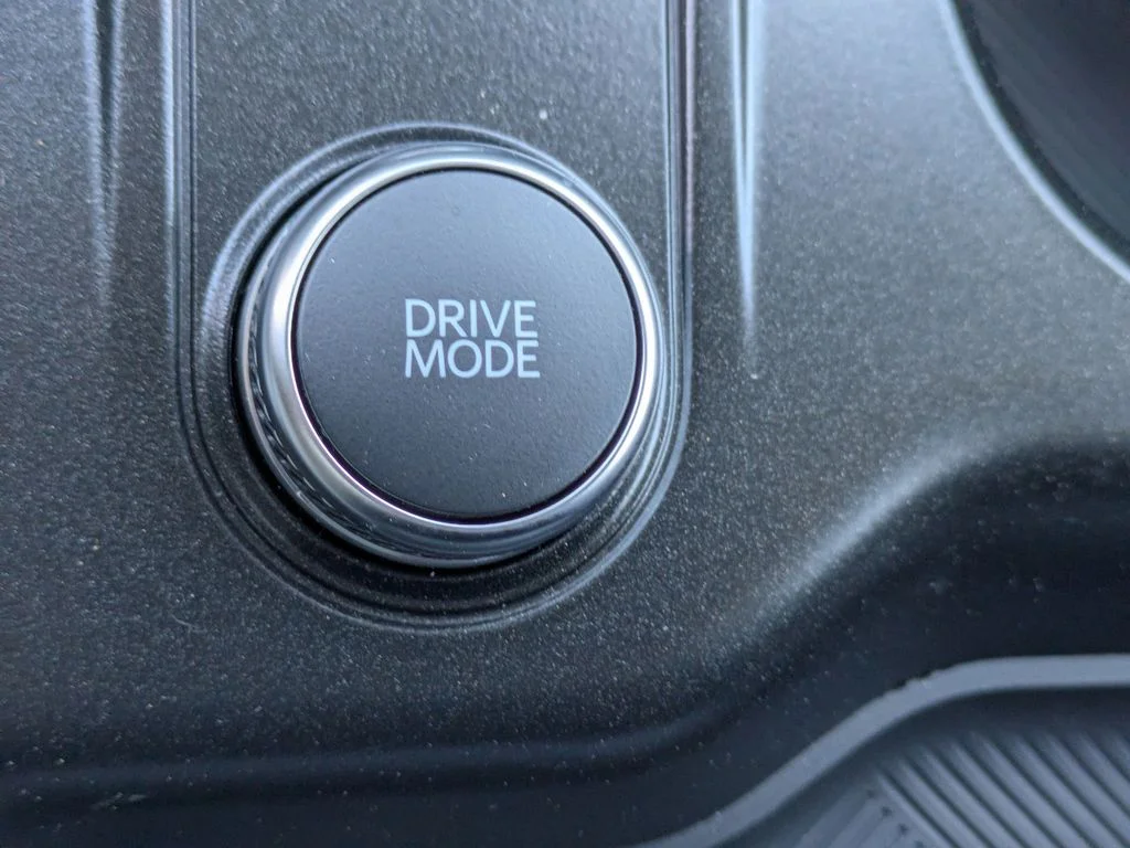 New 2026 Carbonized Gray Metallic Ford Active image 28