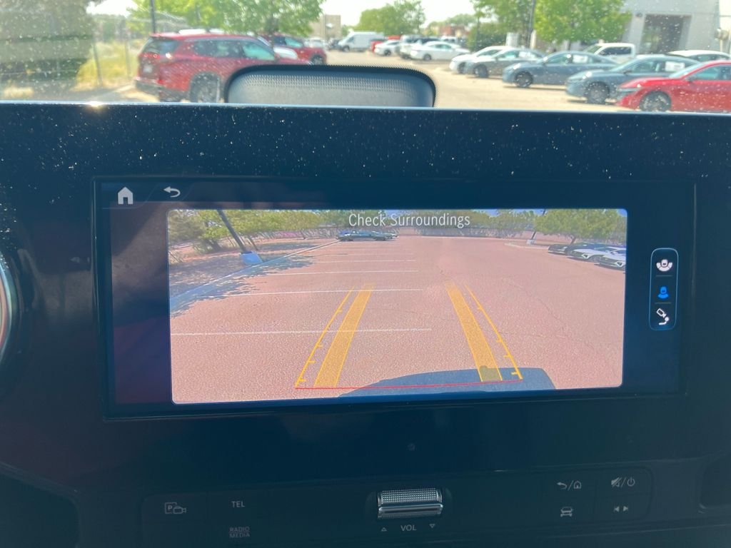 Used 2026  Mercedes-Benz Cargo 144 WB image 14
