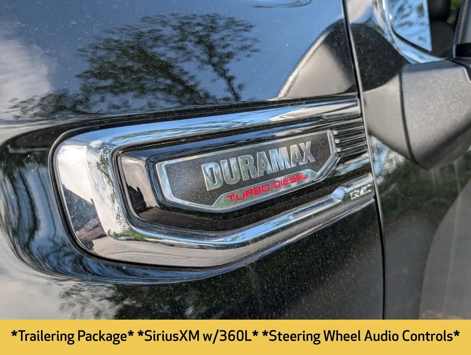 Used 2024 Onyx Black GMC Denali image 5