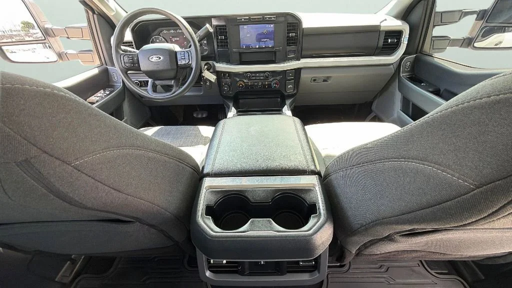 Used 2024 White Ford XLT image 32