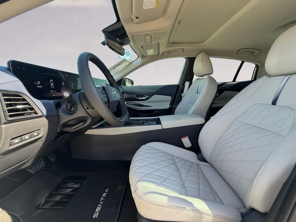 New 2026 White Nissan SL image 10