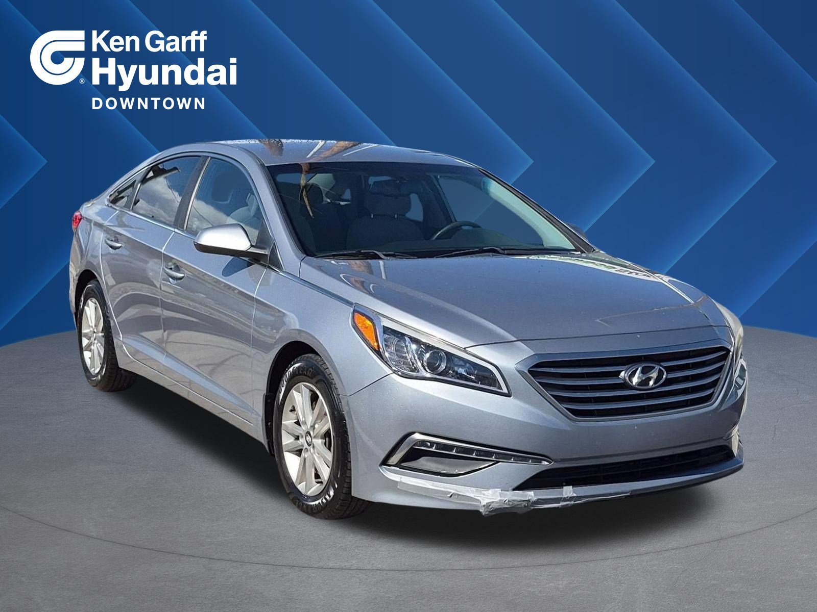 Used 2015 Shale Gray Metallic Hyundai 2.4L SE image 1