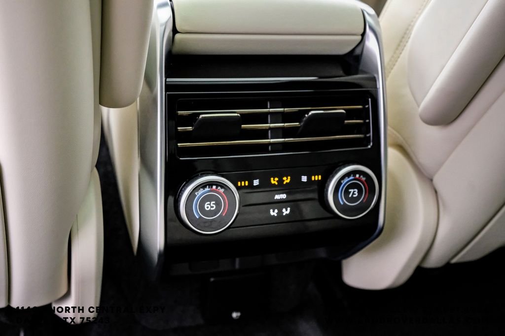 Used 2025 Black Land Rover SE image 41