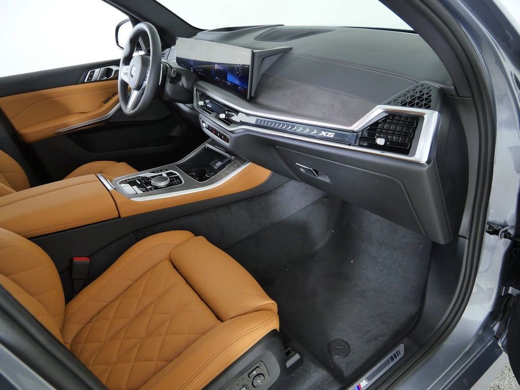 New 2026 Skyscraper Grey Metallic BMW xDrive40i image 19