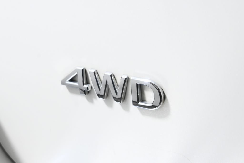 Certified Used 2023 White INFINITI Sensory image 41