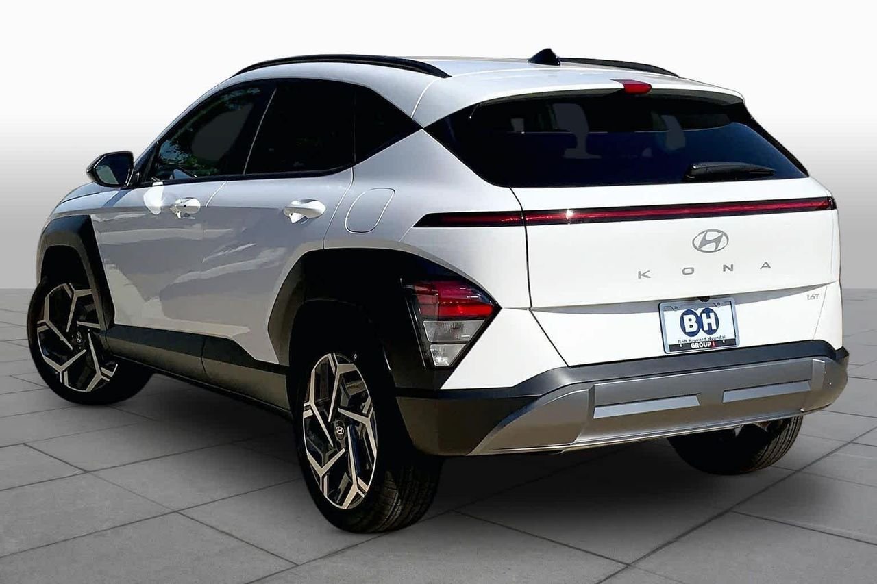 New 2026 Atlas White Hyundai SEL Premium FWD image 12