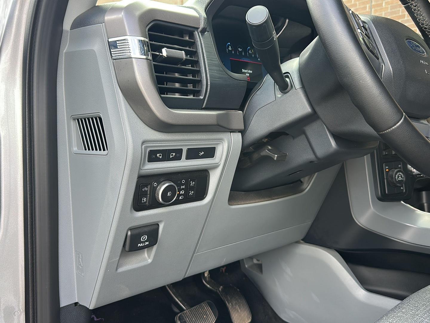 Certified Used 2024 Iconic Silver Ford XLT image 14