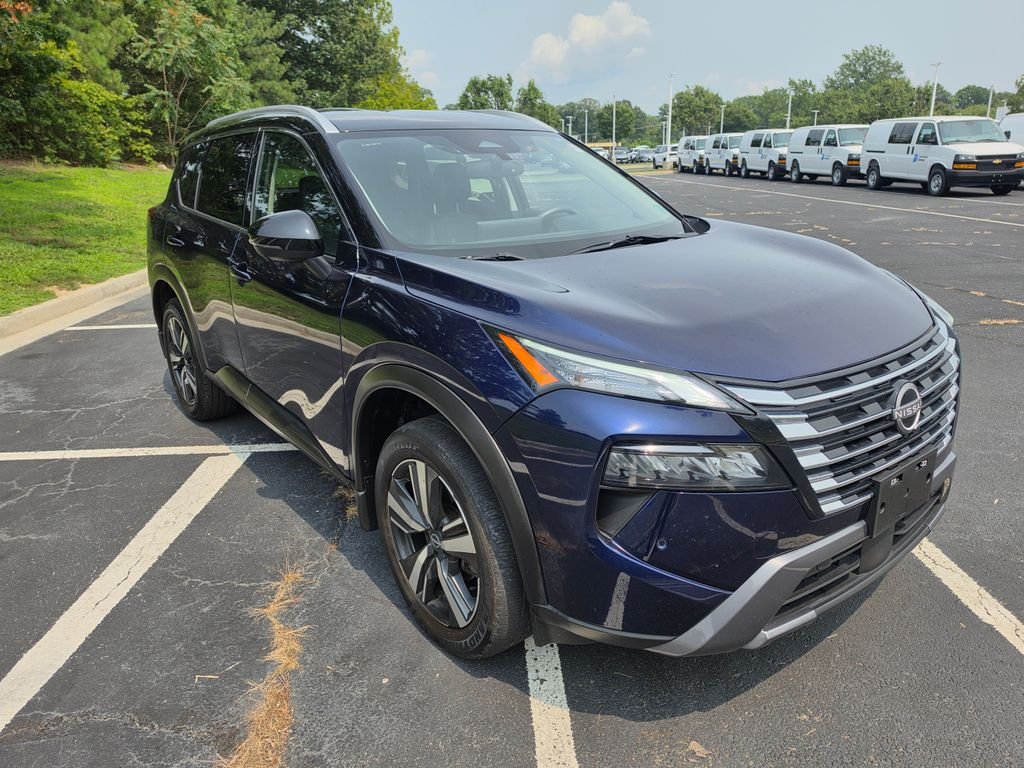 Used 2024 Blue Nissan SL image 1