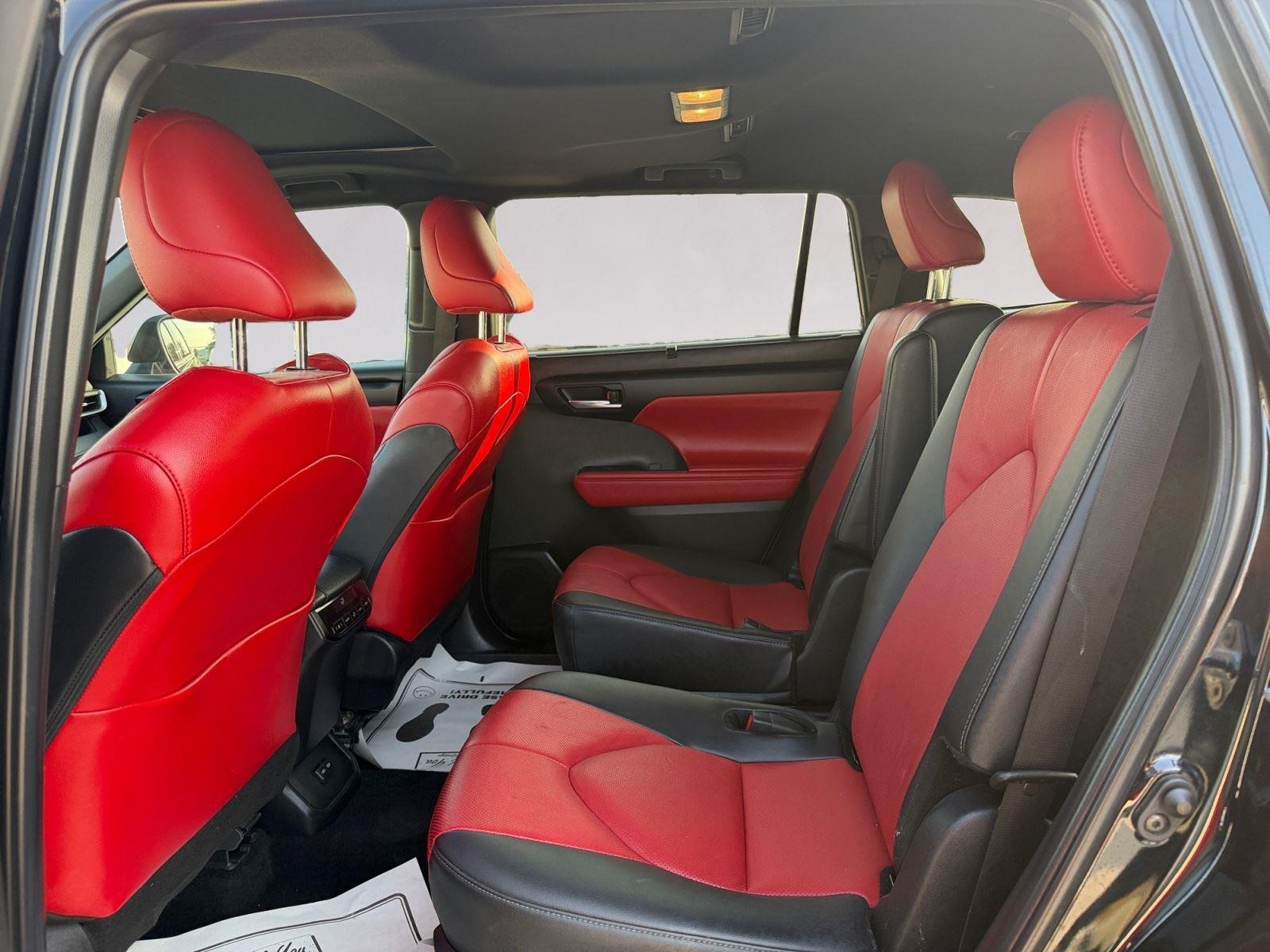 2024 Toyota Highlander XSE - Photo 13
