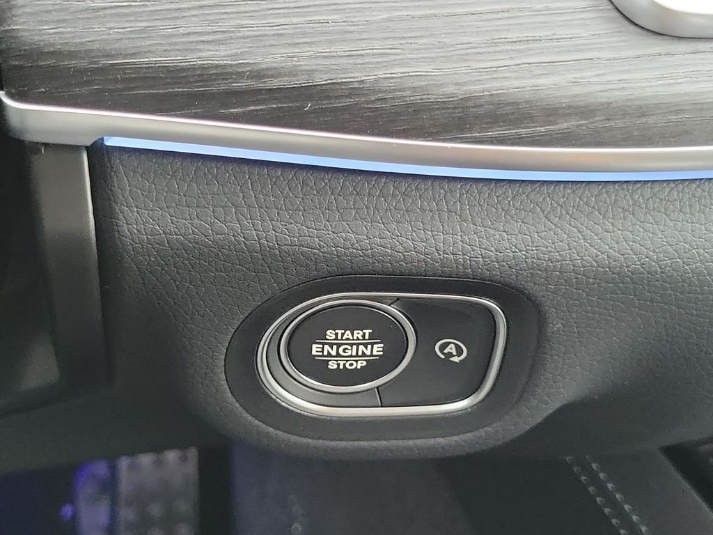 New 2026 Selenite Grey Metallic Mercedes-Benz GLS 450 image 28