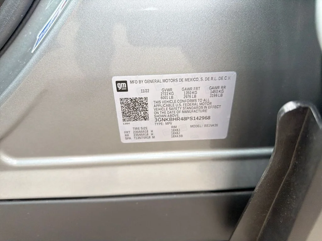 Used 2023 Gray Chevrolet LT image 28