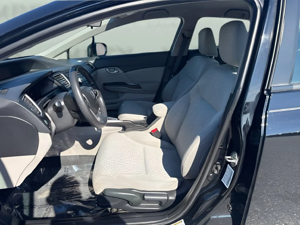 Used 2015  Honda LX image 9