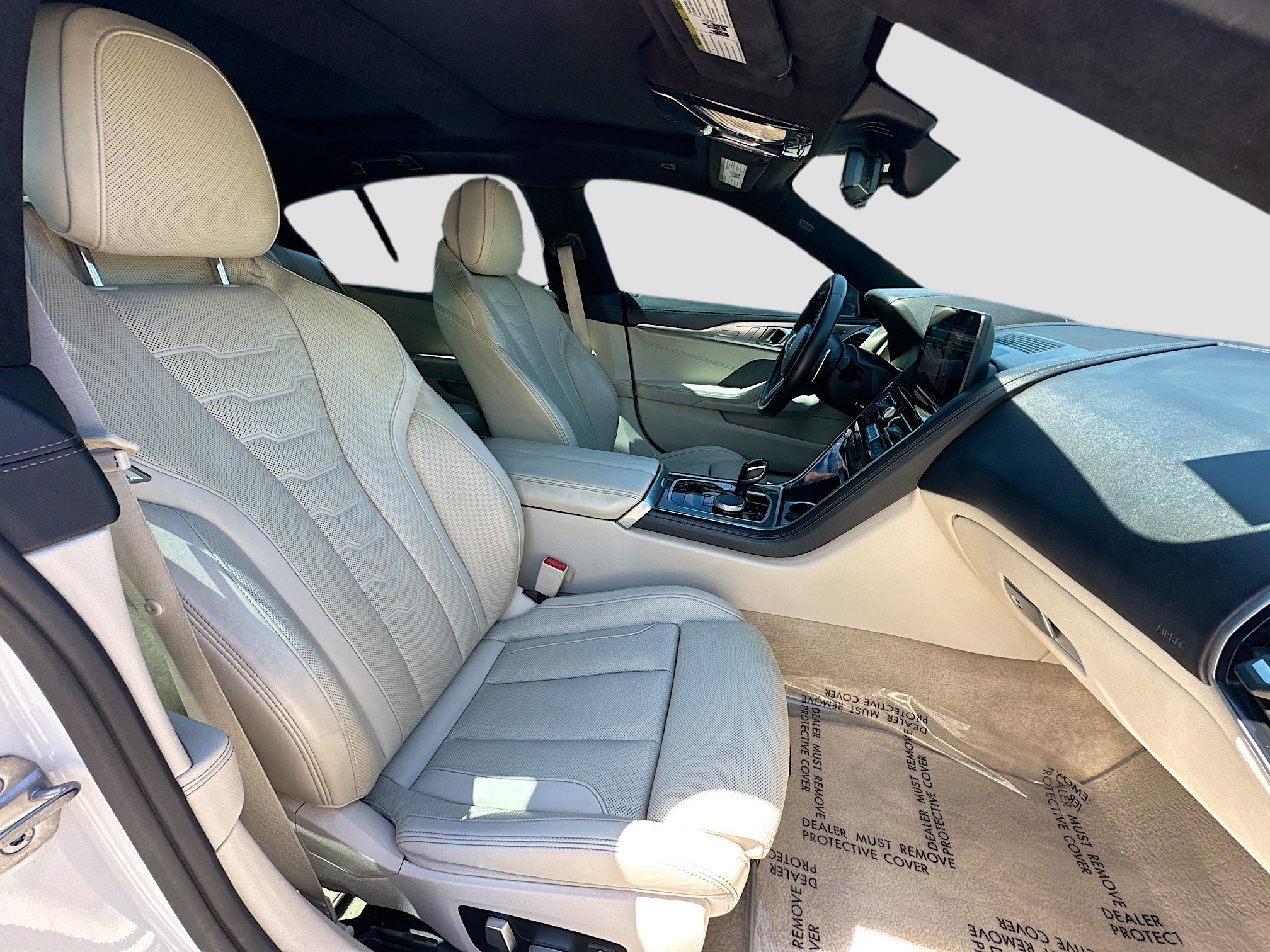 Used 2023 Alpine White BMW M850i image 24