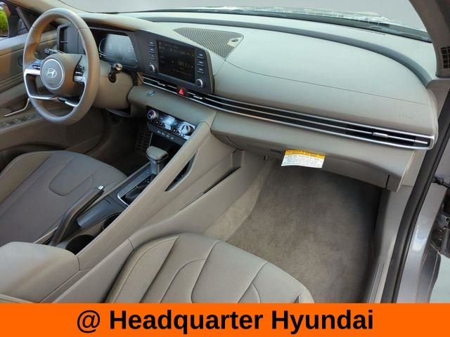 Used 2026 Silver Hyundai SEL Sport image 19