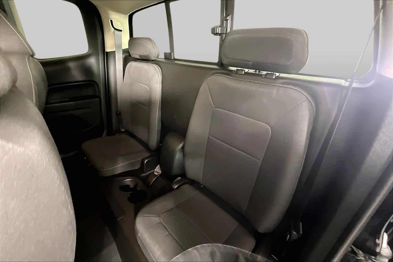 Used 2022 Onyx Black GMC 2WD Elevation image 19