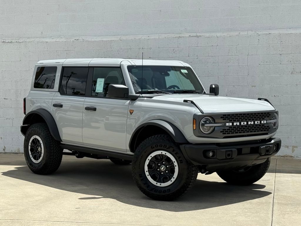 2026 Ford Bronco Badlands 4x4's photo