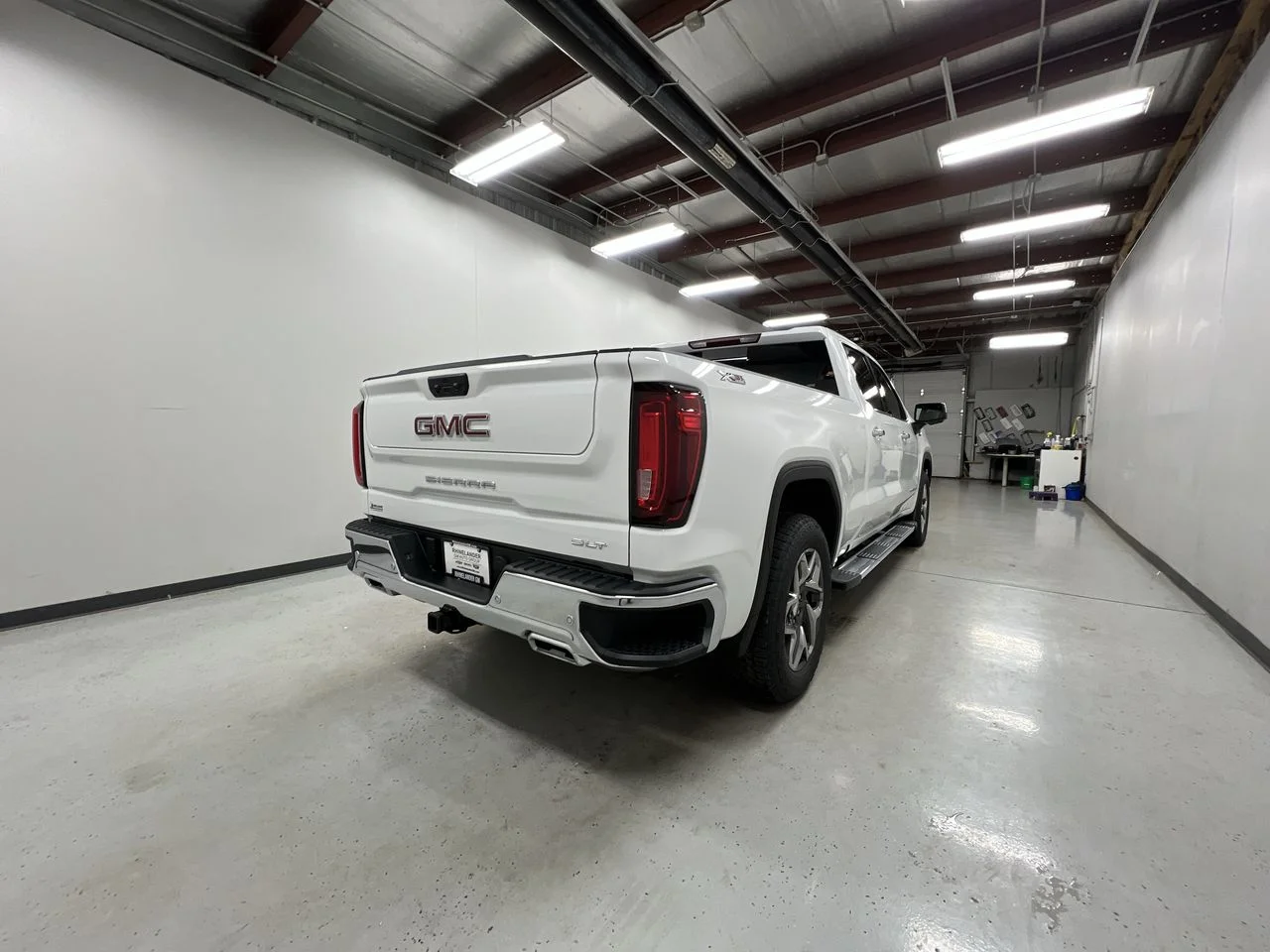 2026 GMC Sierra 1500 SLT - Photo 67