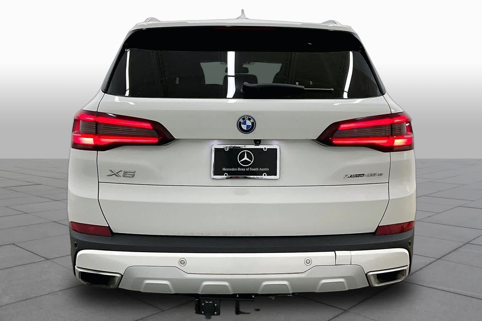 Used 2023 Alpine White BMW xDrive45e image 5