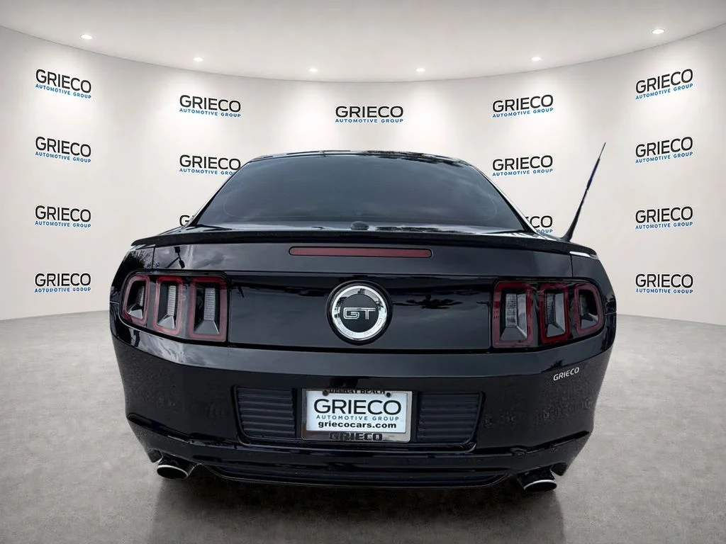 Used 2014 Black Ford GT Premium image 6
