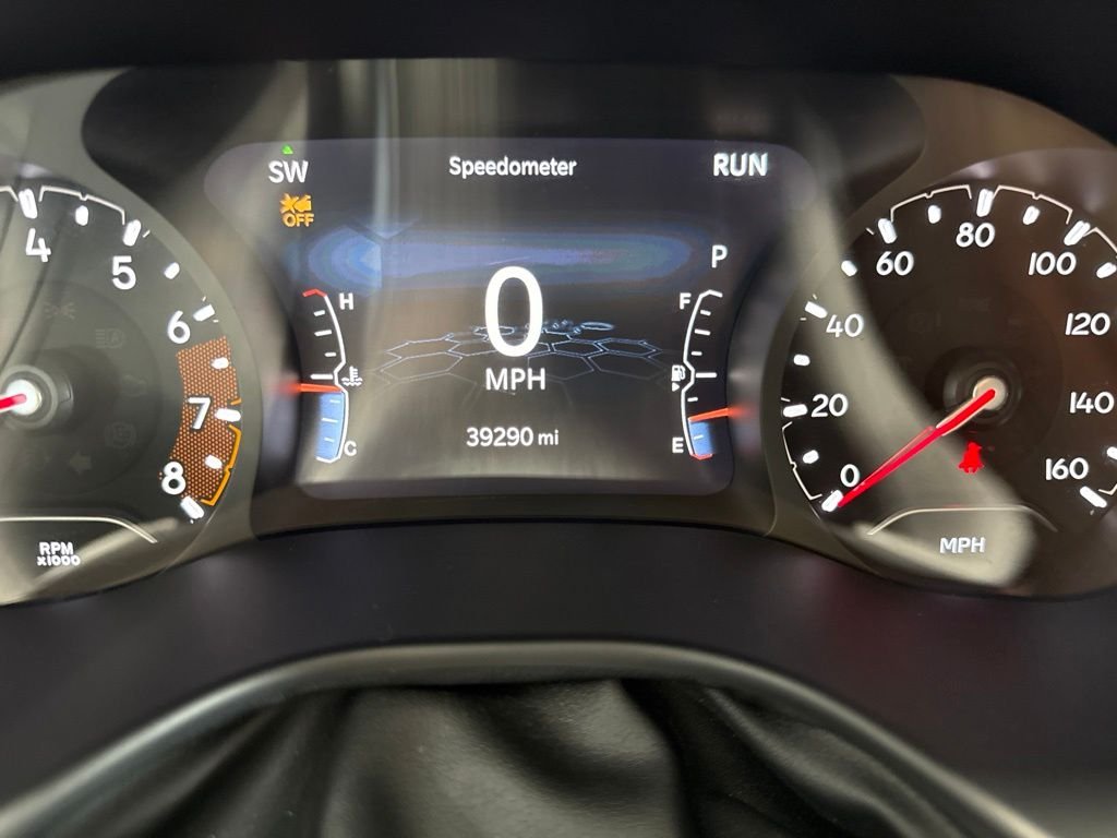 Used 2023 White Jeep Limited image 19