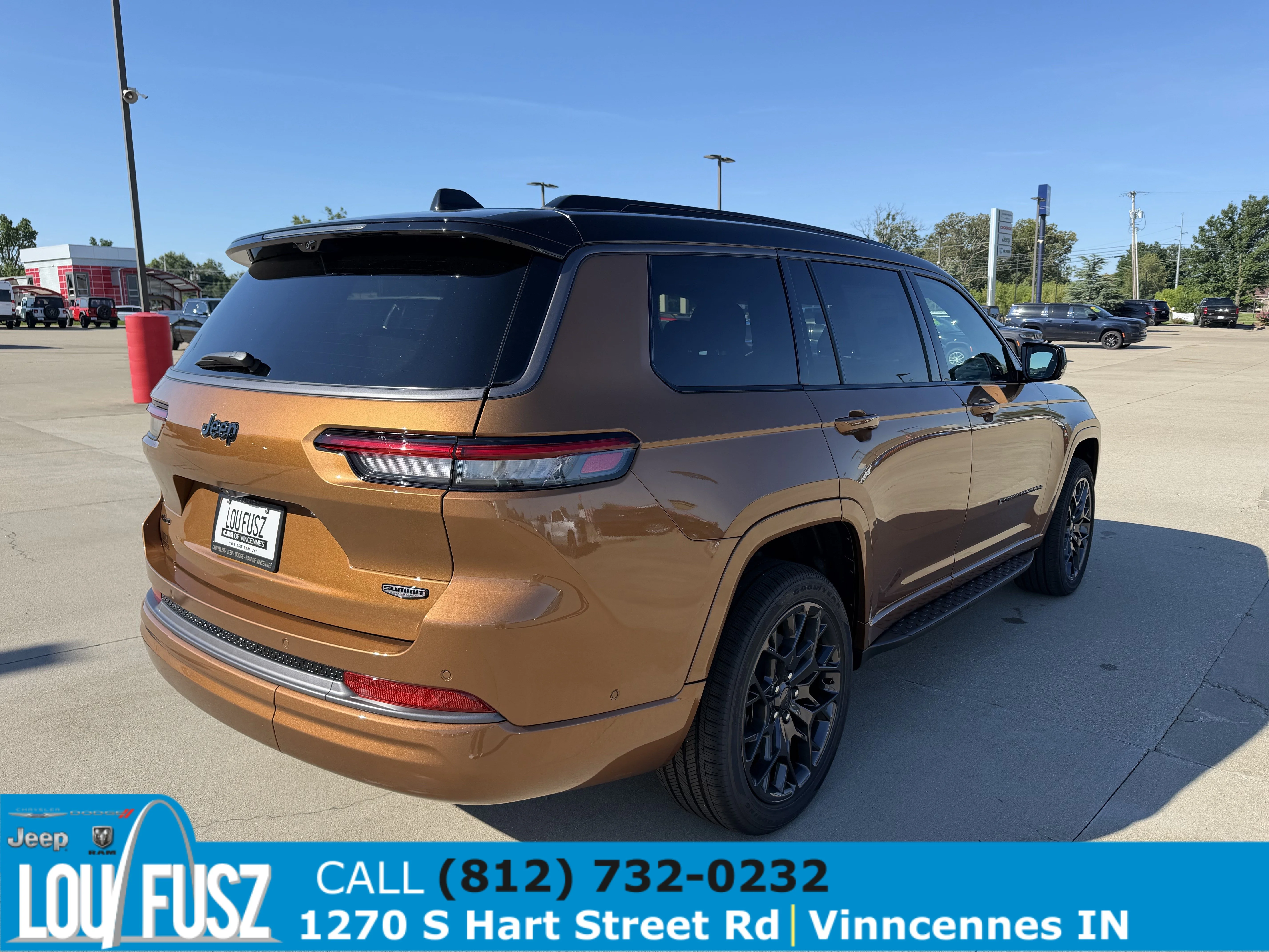 New 2026 Copper Shino Metallic Clear-Coat Exterior Paint Jeep Summit image 7