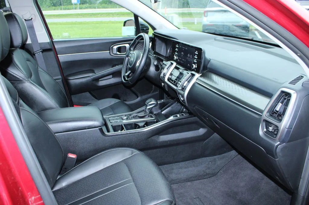 Used 2021 Passion Red Tintcoat Kia S image 25
