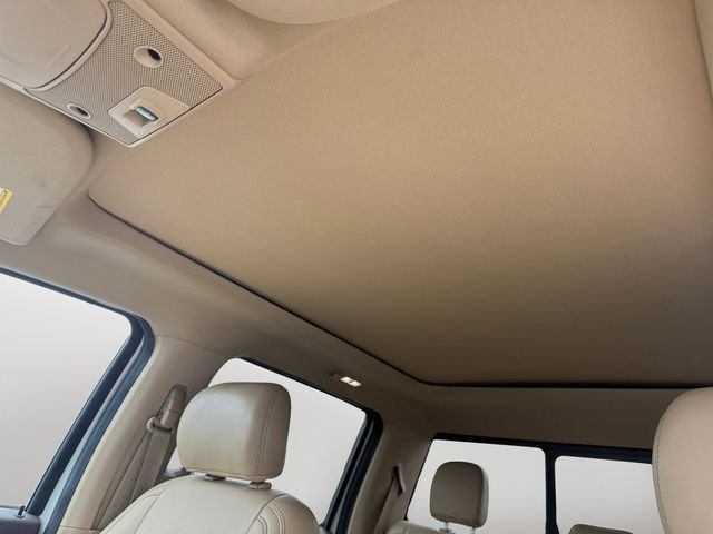 Used 2019 White Ford Lariat image 8