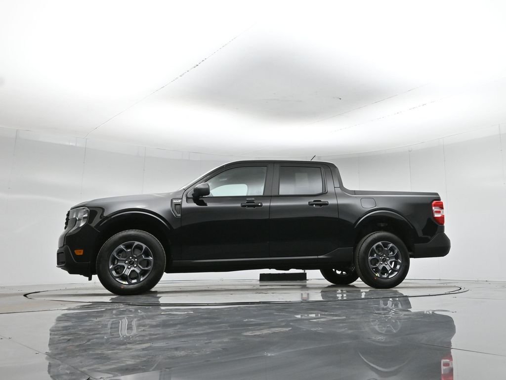 New 2026 Shadow Black Ford XLT image 49
