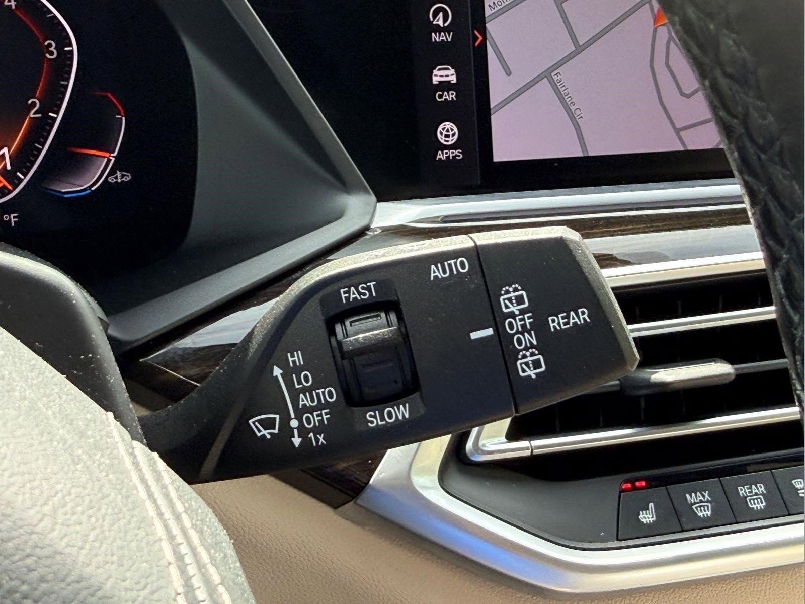 Used 2020 Arctic Gray Metallic BMW sDrive40i image 28