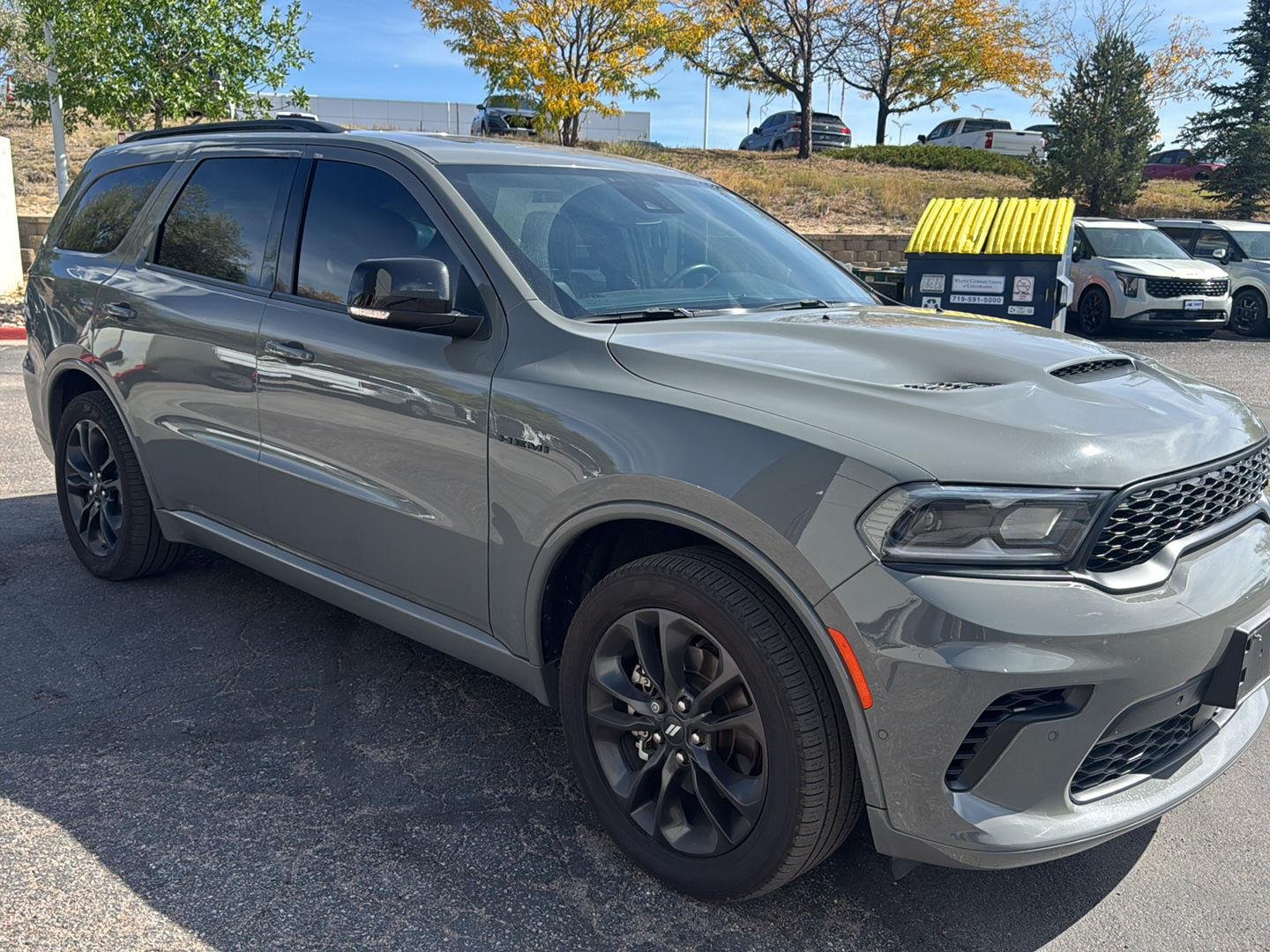 Used 2025 Destroyer Gray Clearcoat Dodge R/T Premium image 2