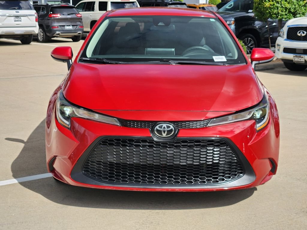 Used 2020 Barcelona Red Metallic Toyota LE image 2