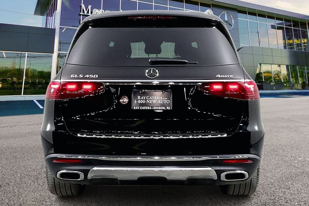 Used 2026 Black Mercedes-Benz GLS 450 image 4