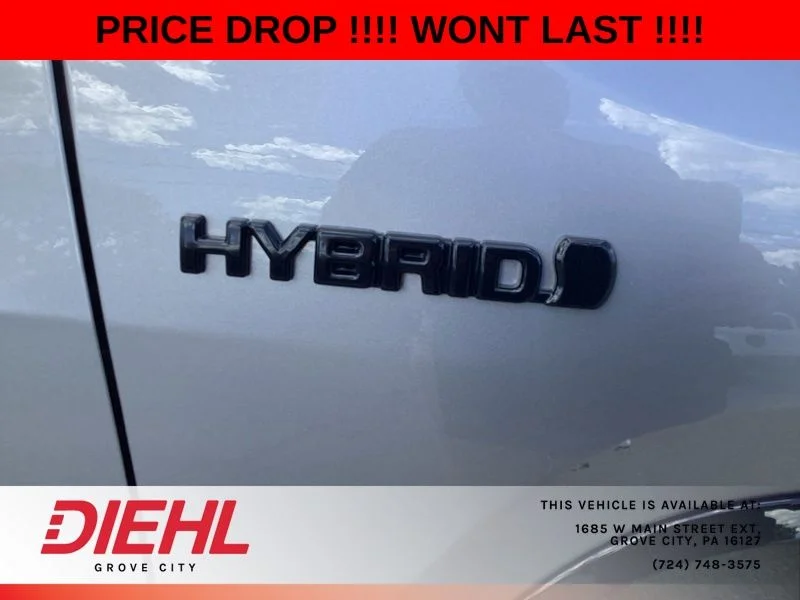 Used 2021 Silver Toyota XSE image 10