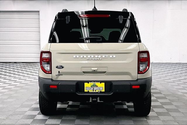 Used 2025 Desert Sand Ford Badlands image 5