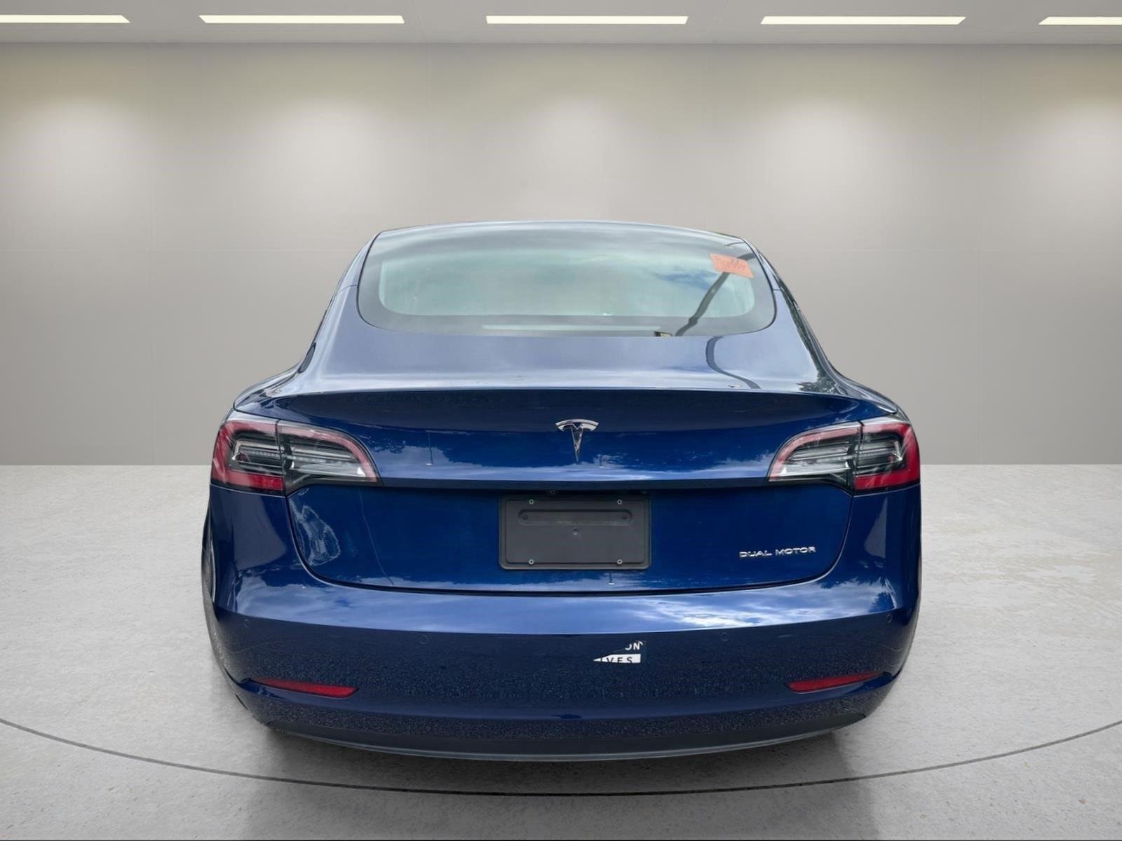 Used 2020 Deep Blue Metallic Tesla Long Range image 6