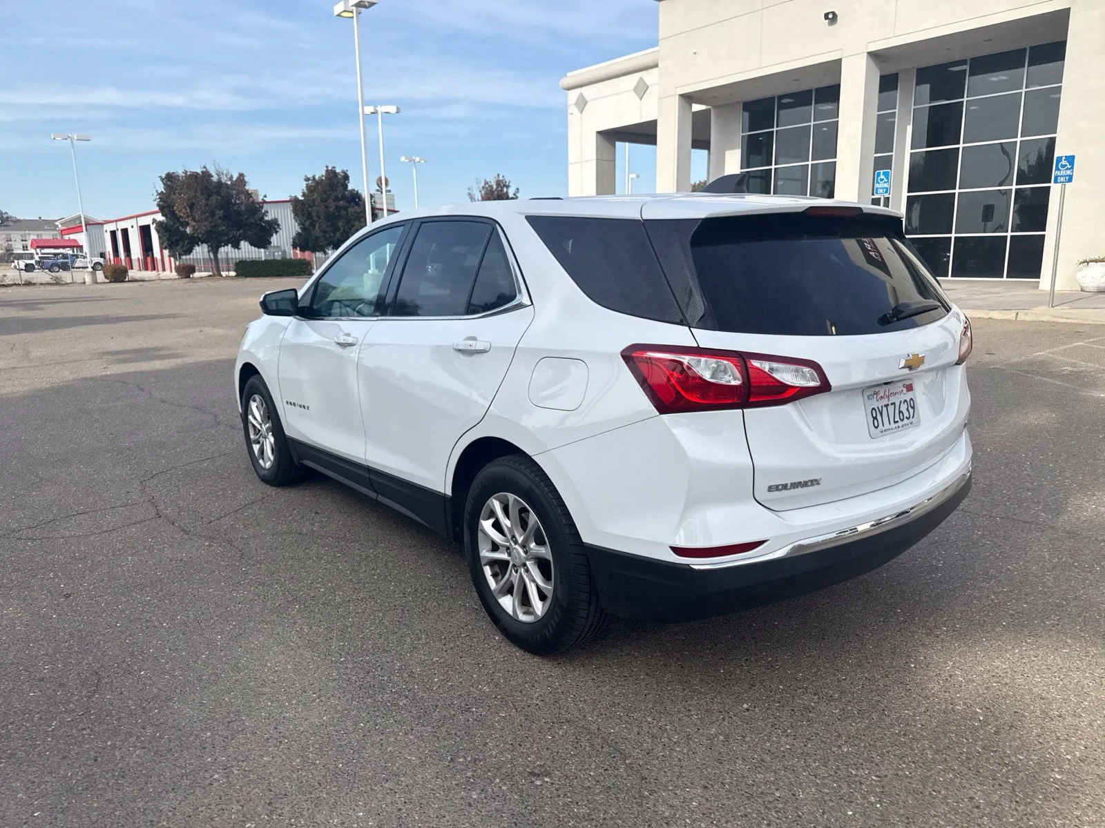 Used 2019 SUMMIT WHITE Chevrolet LT image 8