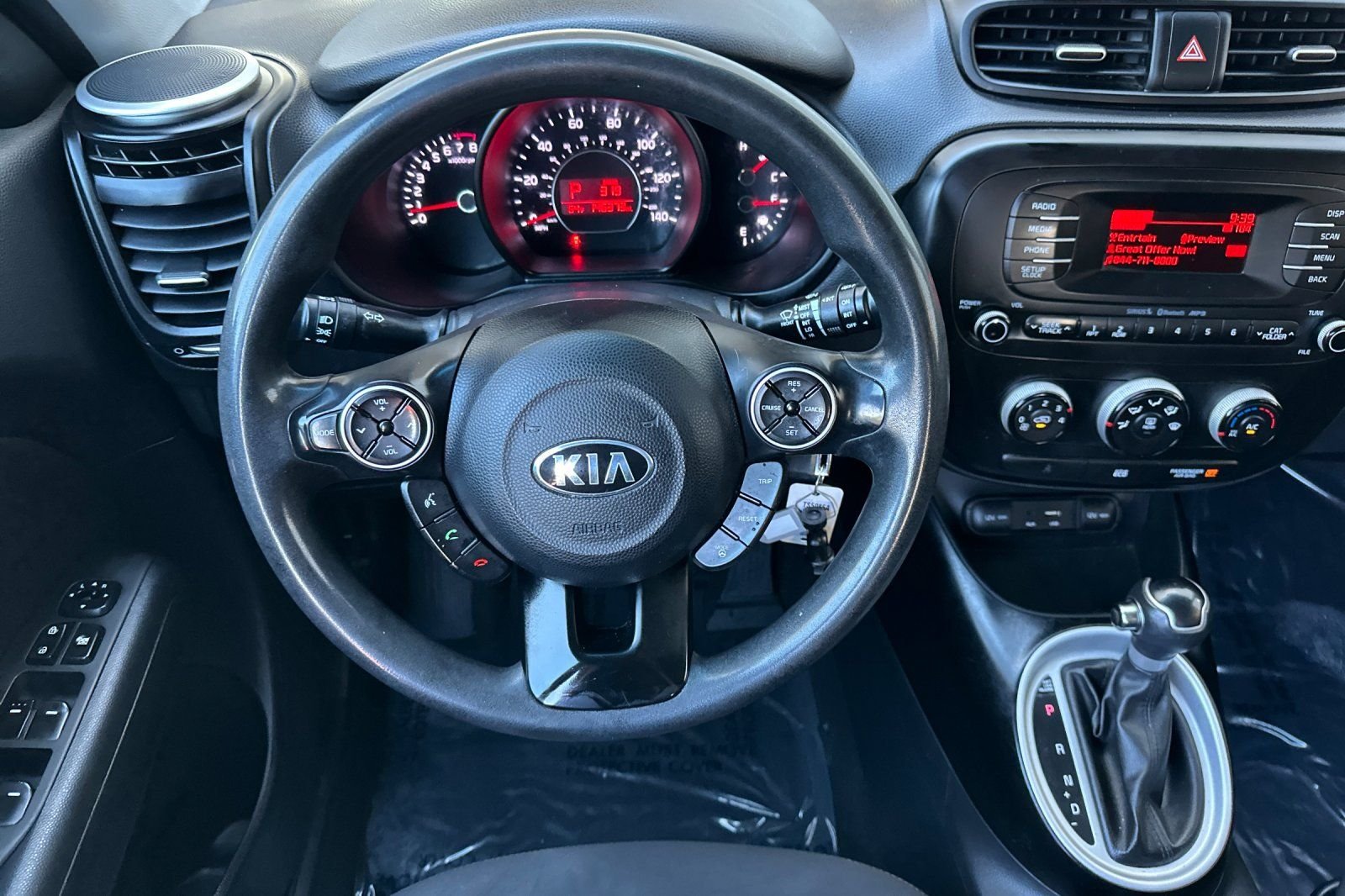 Used 2016 Green Kia Base image 15
