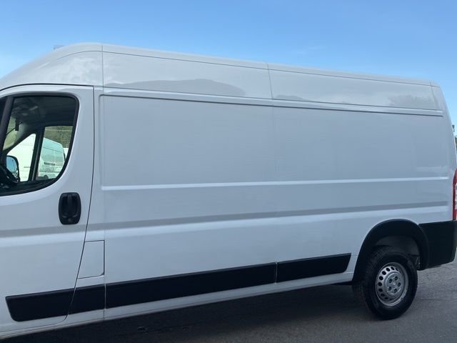 Used 2024 White Ram High Roof image 4