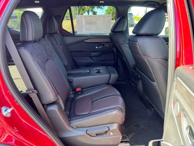 2026 Honda Pilot Black Edition - Photo 11
