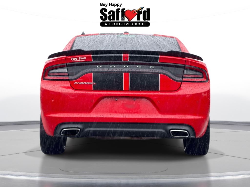 Used 2018 Red Dodge SXT image 7