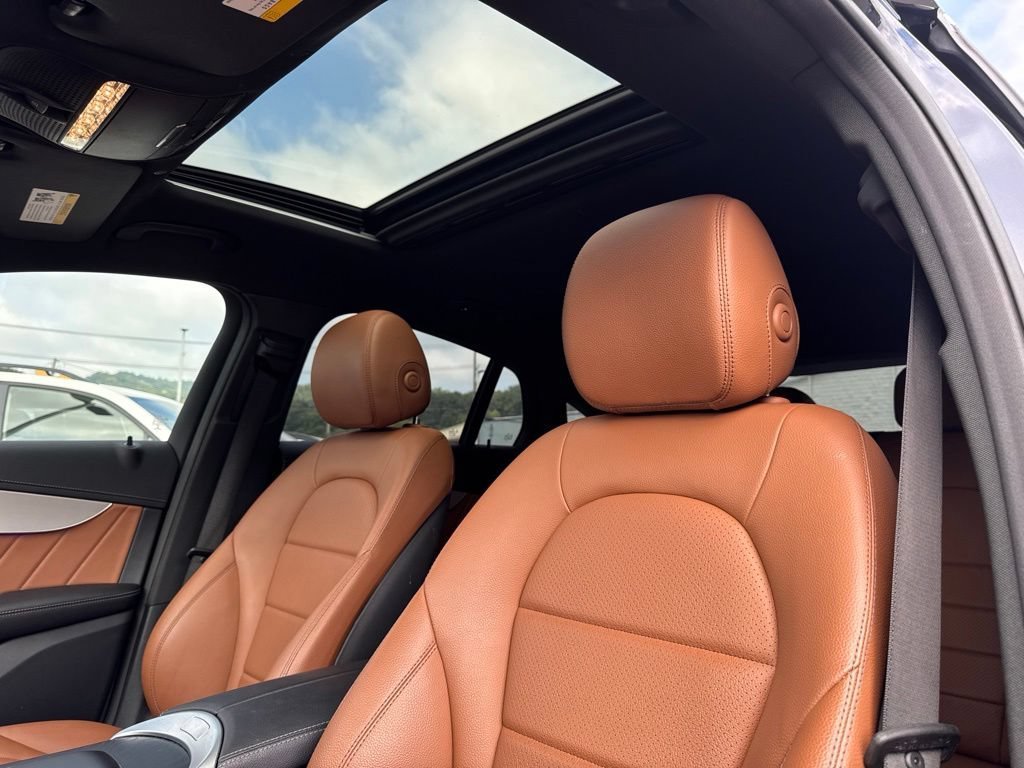 Used 2023 Blue Mercedes-Benz 4MATIC® image 8