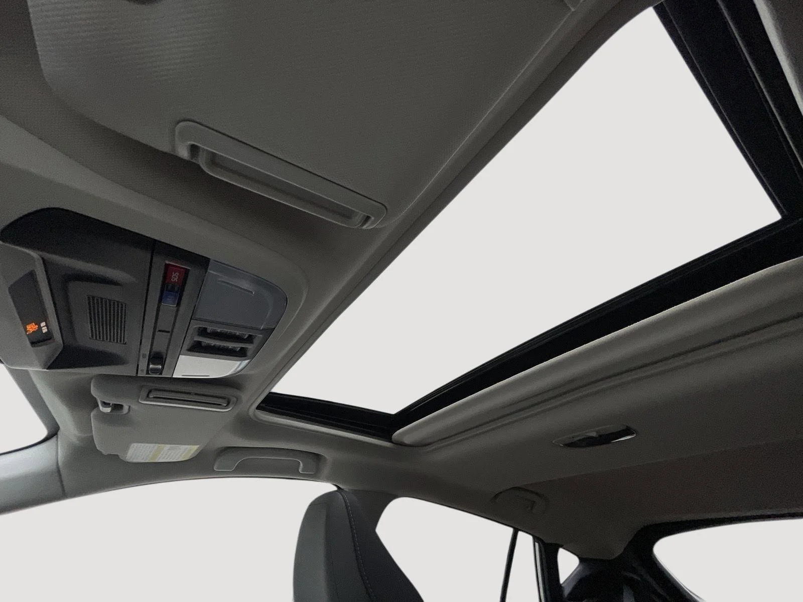 New 2026 Crystal White Pearl Subaru Premium image 10