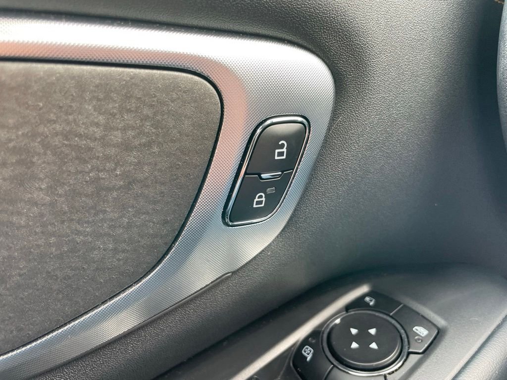 Used 2025 Gray Ford Tremor image 32