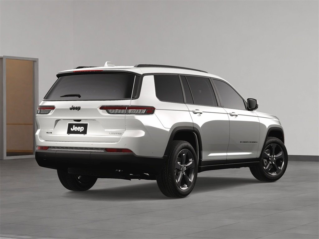 2024 Jeep Grand Cherokee Limited photo 4