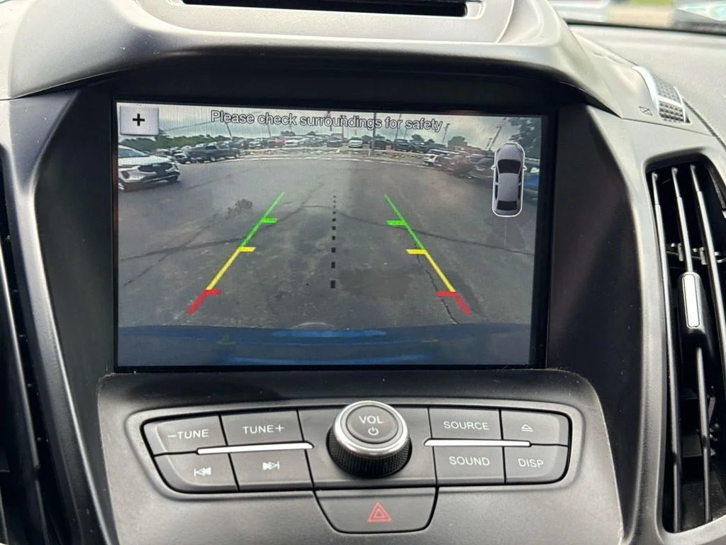 Used 2018 Blue Ford SEL image 21