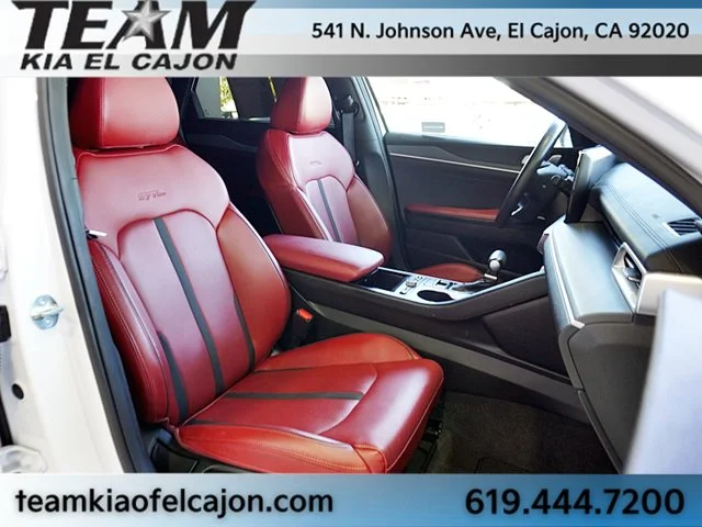 Used 2024 White Kia GT-Line image 13
